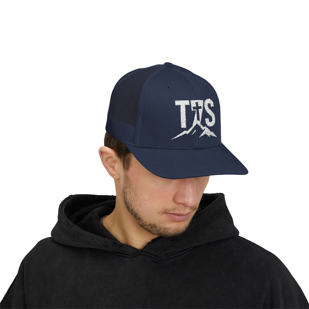 T7S/White Snapback Cap