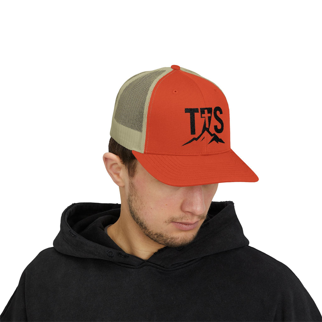 T7S/Black Snapback Cap