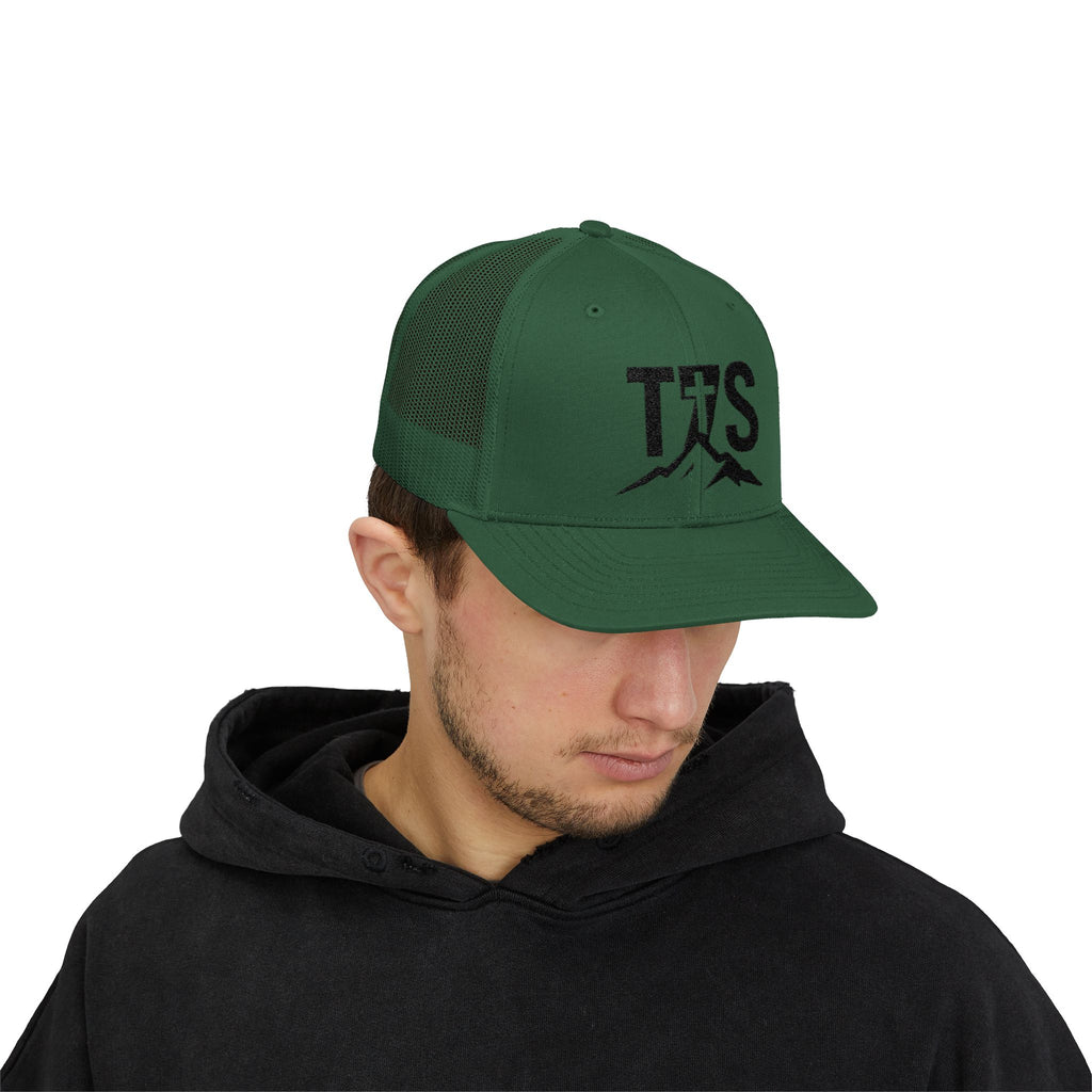 T7S/Black Snapback Cap