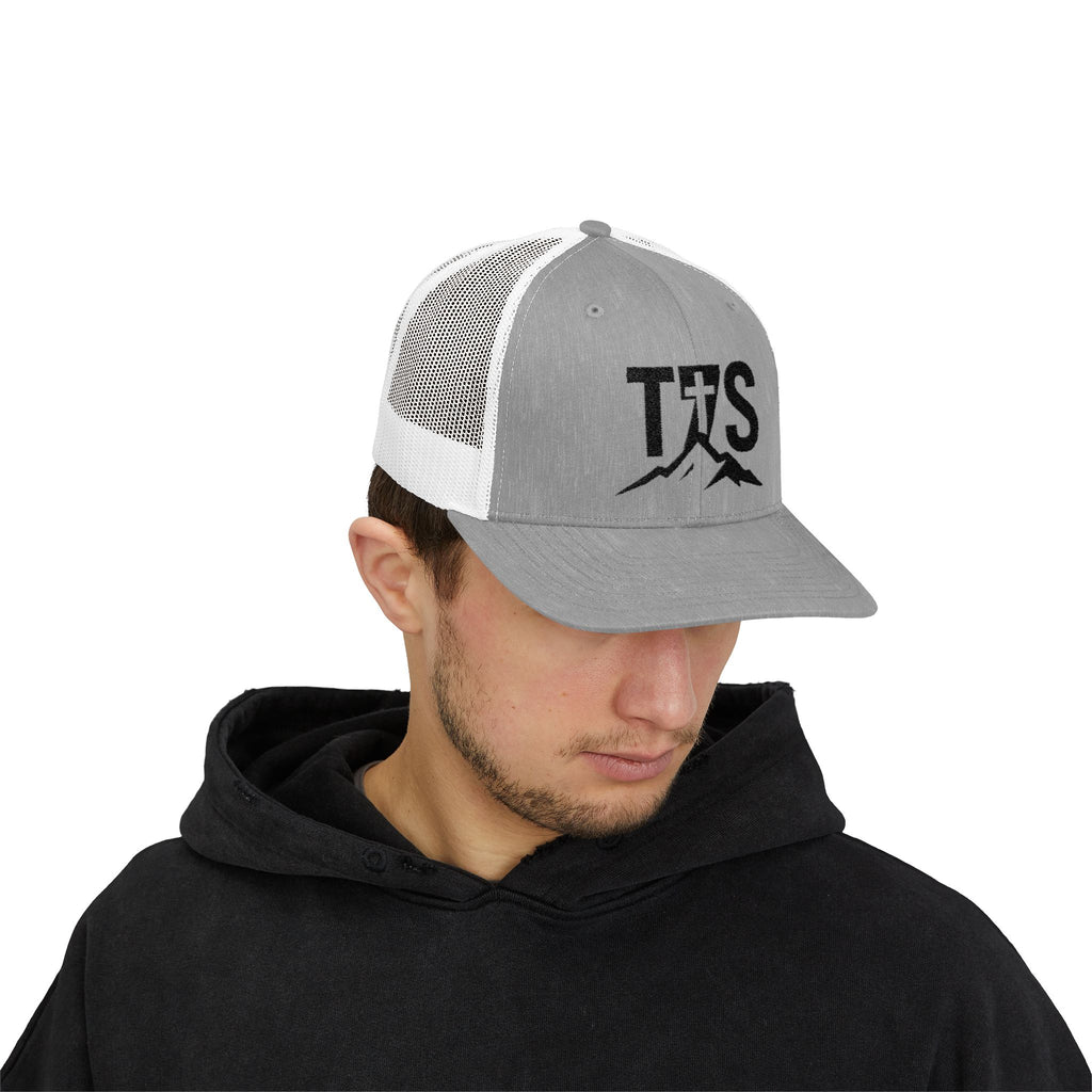 T7S/Black Snapback Cap