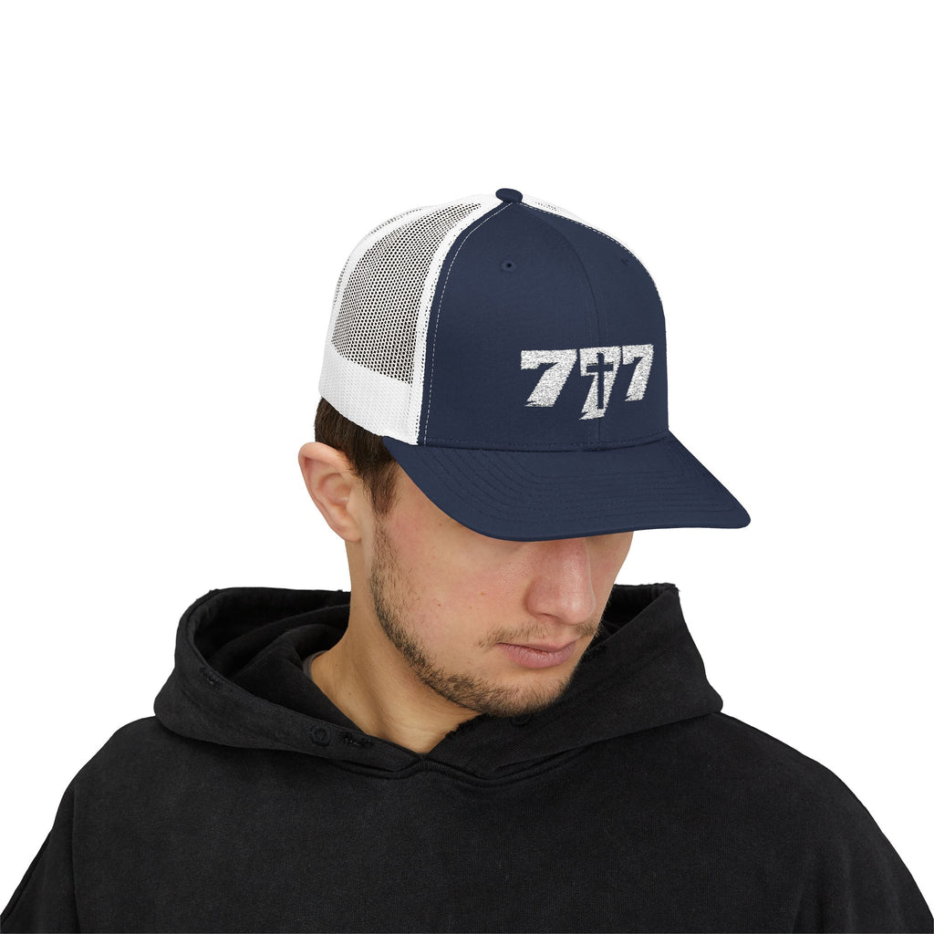 777/White Snapback Cap
