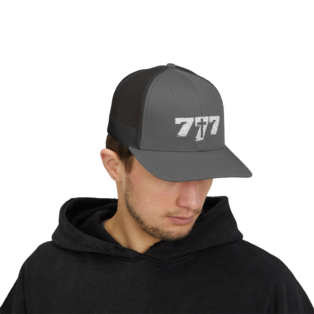 777/White Snapback Cap