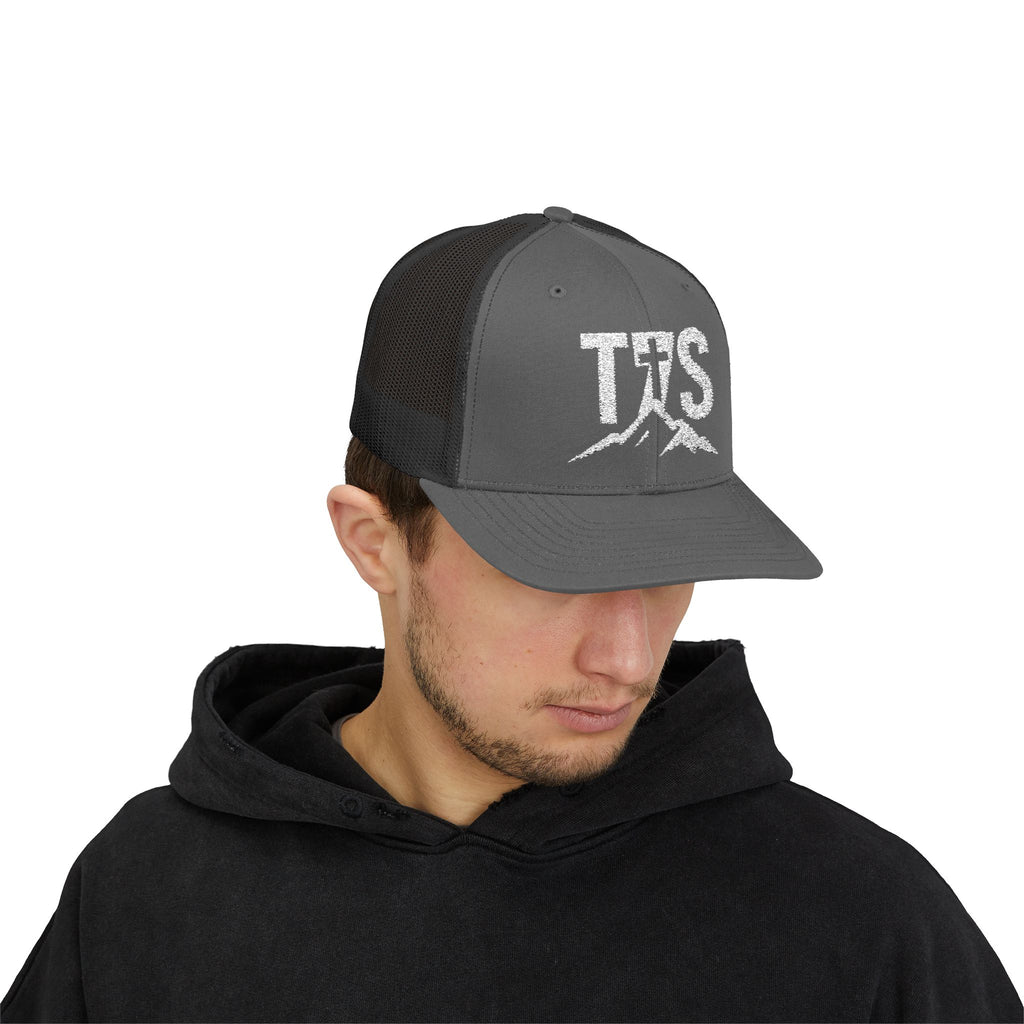 T7S/White Snapback Cap